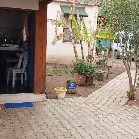 Δωμάτια σε οικογενειακή κατοικία Selin *